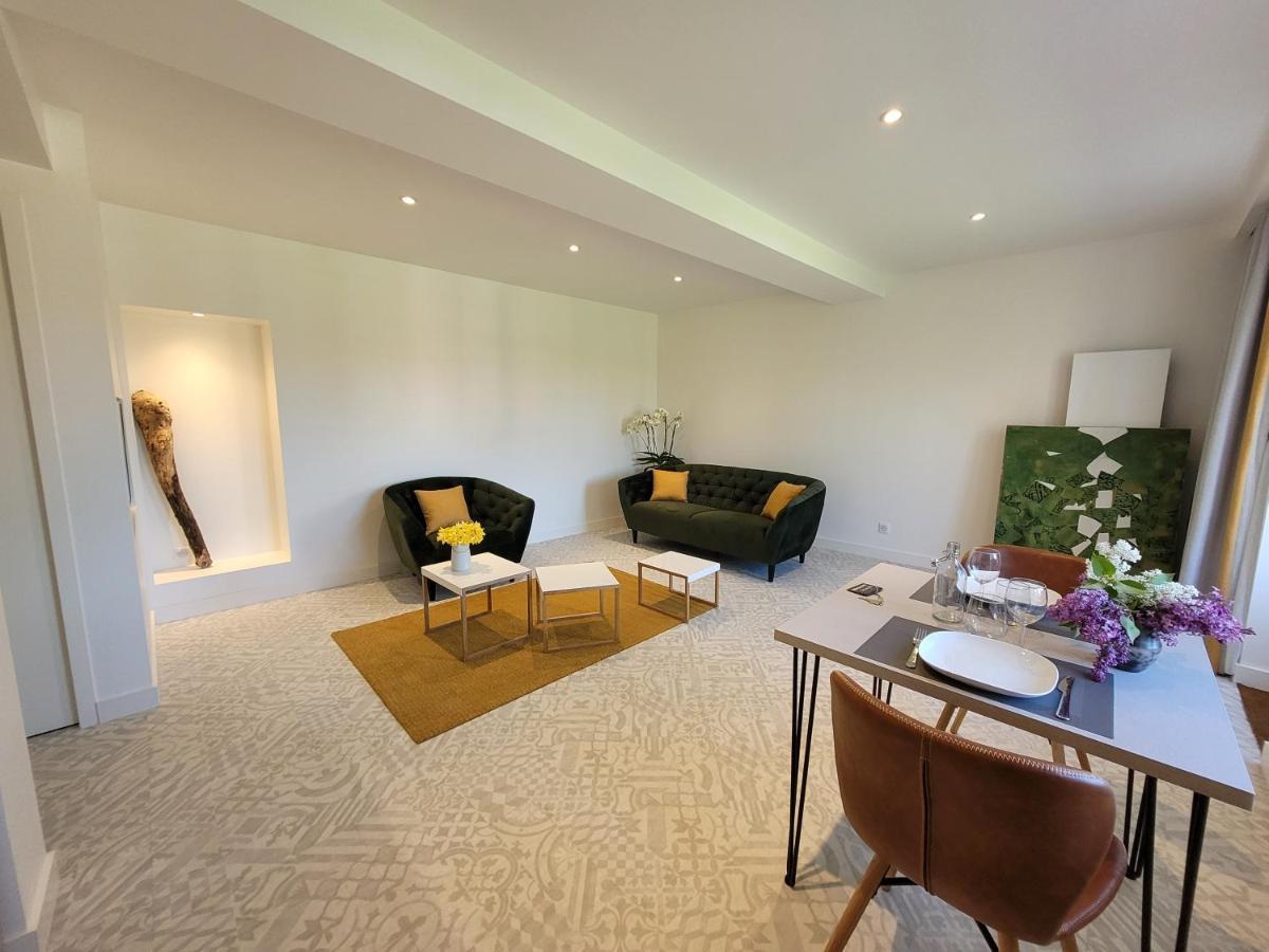 Lodges En Pierres Dorees Saint-Germain-Nuelles Eksteriør billede